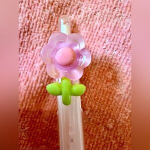 💜🌸 White Clicky Grippy Quick-Drying Black Ink Gel Pen with Purple Flower Clip